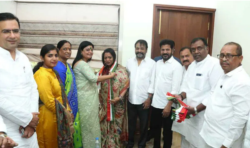 Hyderabad Mayor Gadwal Vijayalaxmi joins Congress